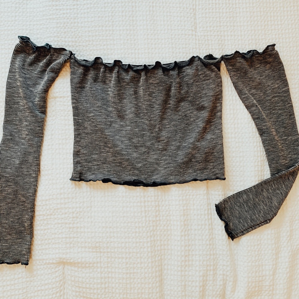Off-the-Shoulder Crop Top